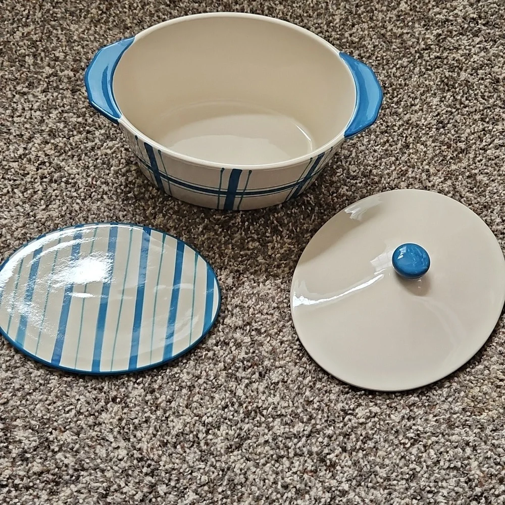 Dutch Oven & Trivet 3 Piece Love & Daisies Southern Charm  Set